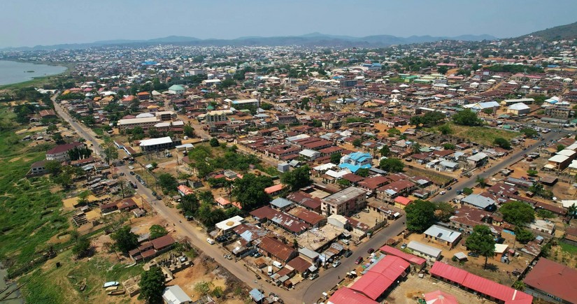 Nigeria wary of hosting French military bases withdrawn from other African countries