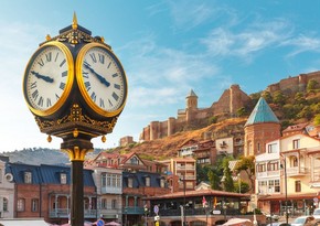 Number of Azerbaijani citizens granted permanent residence permits in Georgia increased