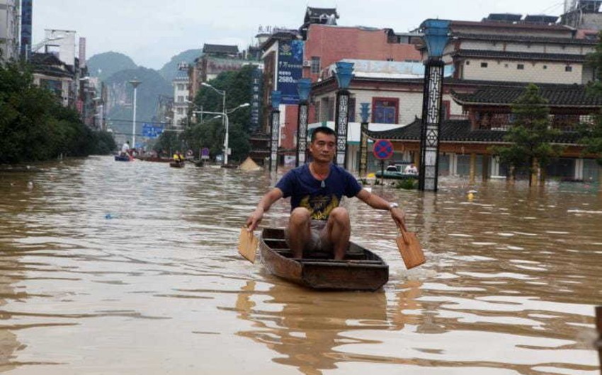 В Центральном Китае 11 человек погибли в результате наводнения