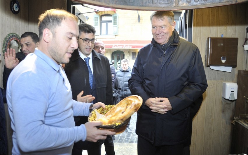 Romanian President visits Icherisheher