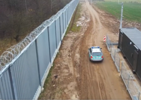 Польша построила первый участок электронного барьера на границе с Беларусью