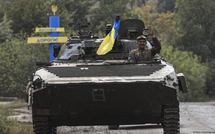МО РФ заявило об отводе сил из украинского Лимана из-за угрозы окружения