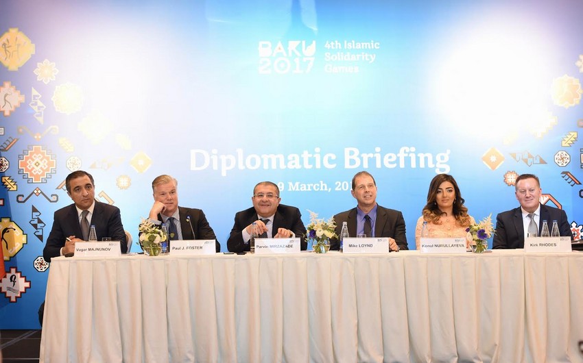 В Баку прошел дипломатический брифинг, связанный с Исламиадой