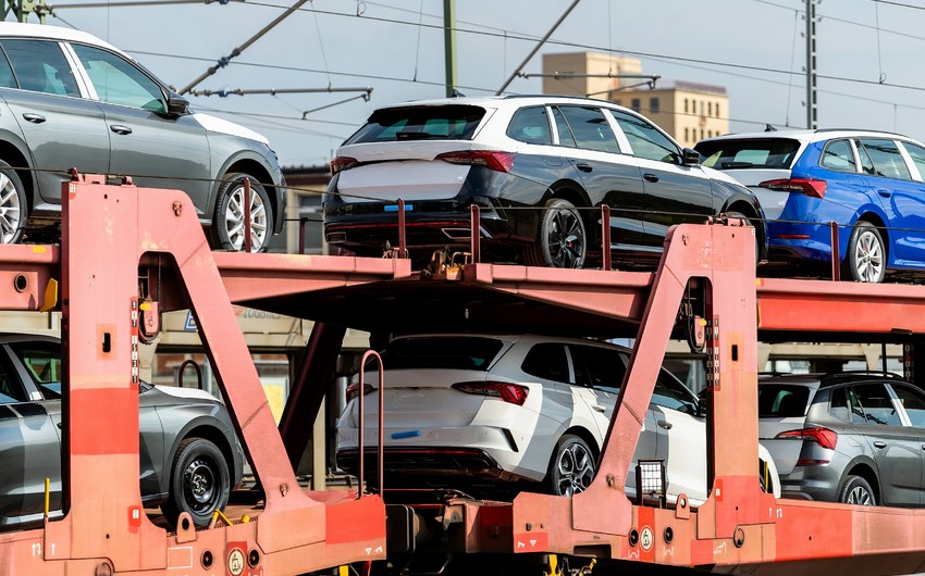 Azerbaijan’s auto imports down