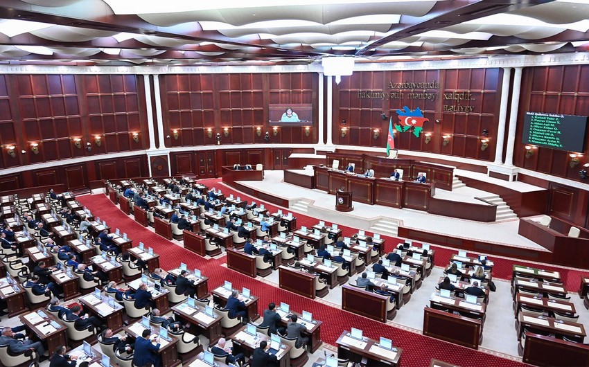 Парламент одобрил проект новых правил избрания председателя Судебно-правового совета 