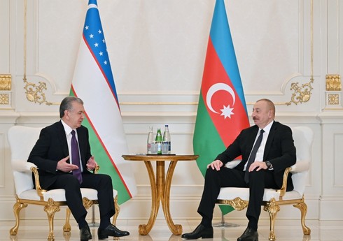 Президент Азербайджана Ильхам Алиев встретился с президентом Узбекистана Шавкатом Мирзиёевым