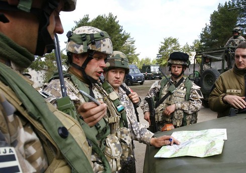 Латвия создаст спецотряд пограничников после вторжения белорусских вертолетов в Польшу