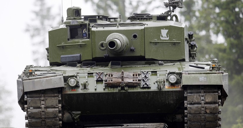 Германия намерена передать Чехии 15 танков Leopard 2A4
