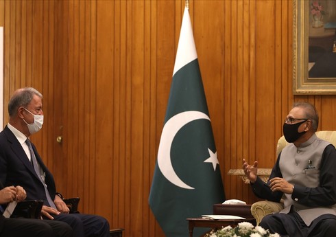 Министр национальной обороны Турции встретился с президентом Пакистана