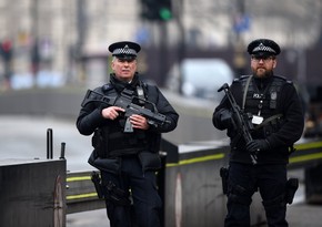 Полиция Лондона сообщила о временной эвакуации людей с Трафальгарской площади