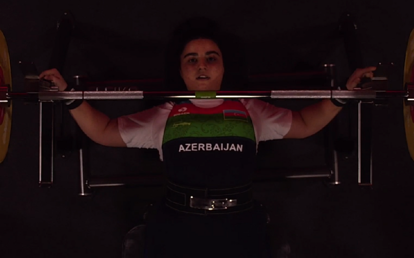 Азербайджанская атлетка стала чемпионкой мира по пауэрлифтингу