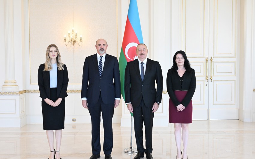 President Ilham Aliyev receives credentials of incoming ambassador of Australia to Azerbaijan