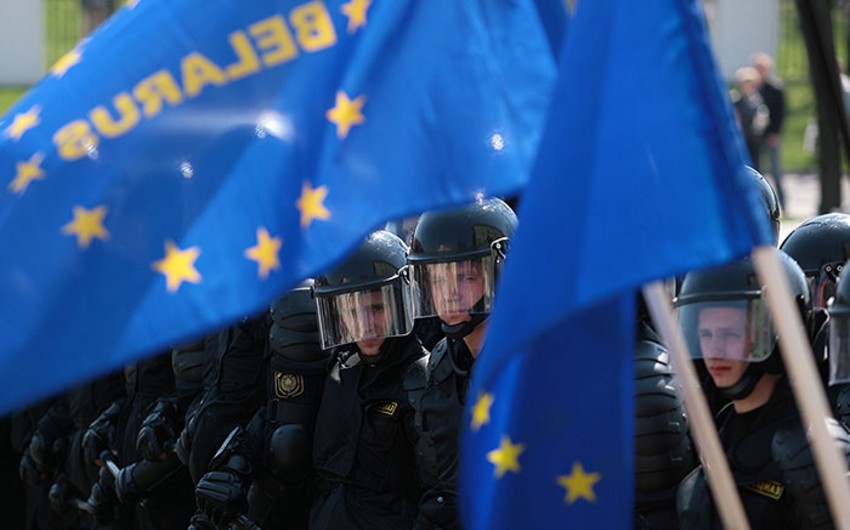 Avropa İttifaqı Belarusa qarşı sanksiyaları müvəqqəti olaraq dayandırır
