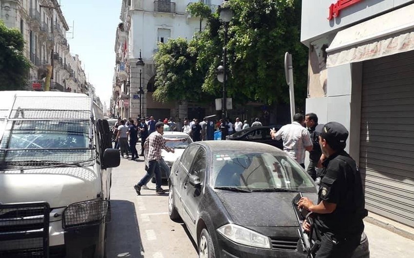 В столице Туниса прогремел взрыв, пострадали четыре человека