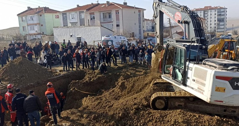 Ankarada tikinti sahəsi çöküb, iki fəhlə ölüb