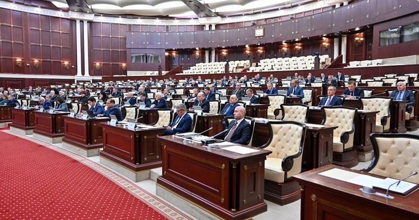 Bill On Diplomatic Service passes first reading in Azerbaijani Parliament