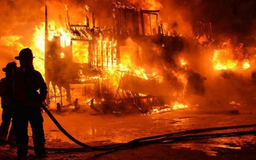 В результате пожара в караоке-баре во Вьетнаме погибли 13 человек