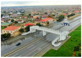 Bakıda daha bir ərazidə yeni yerüstü piyada keçidi inşa edilib