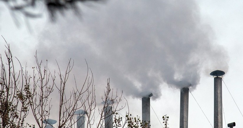 В Азербайджане объем выбросов в атмосферу увеличился почти на 35 тыс. тонн