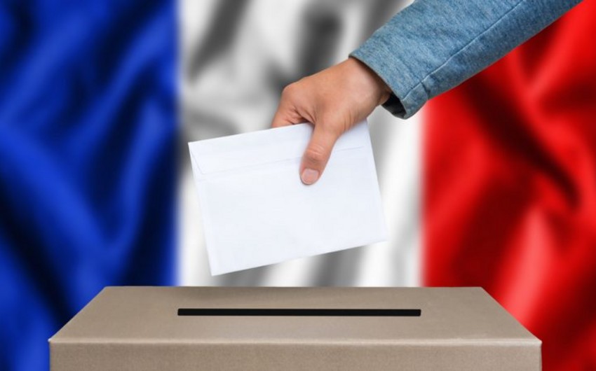 Fransada hakim koalisiya və solçular parlament seçkilərində səslərin 25 %-ni toplayıb