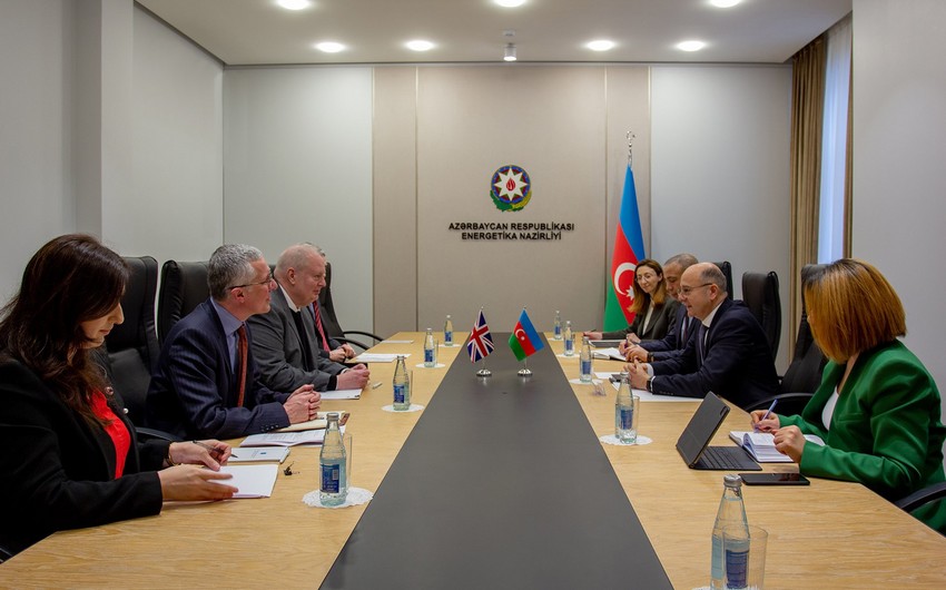 Азербайджан и Великобритания обсудили перспективы сотрудничества в зеленой энергетике 