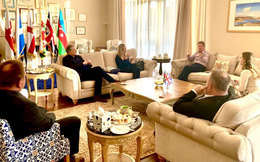 Посол: Великобритания делится с Азербайджаном опытом в области разминирования