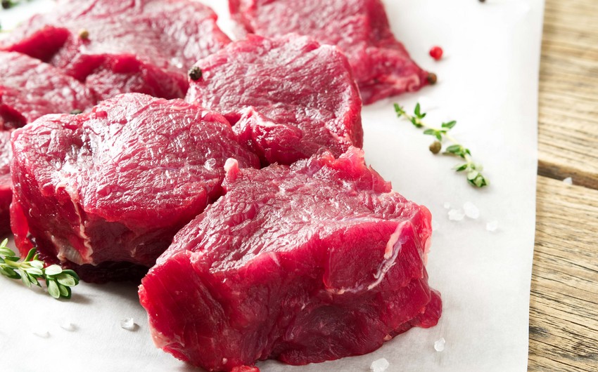 Азербайджан увеличил импорт мяса более чем на 4%