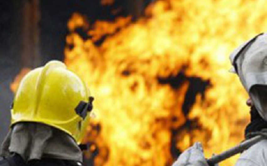 ​В Горанбое сгорел ресторан, посетители эвакуированы