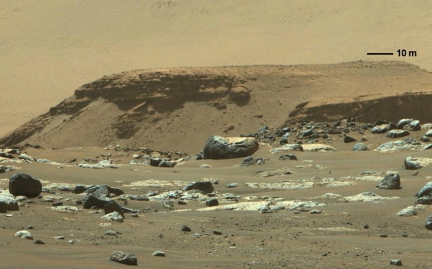 Marsdan yeni fotolar yayımlanıb
