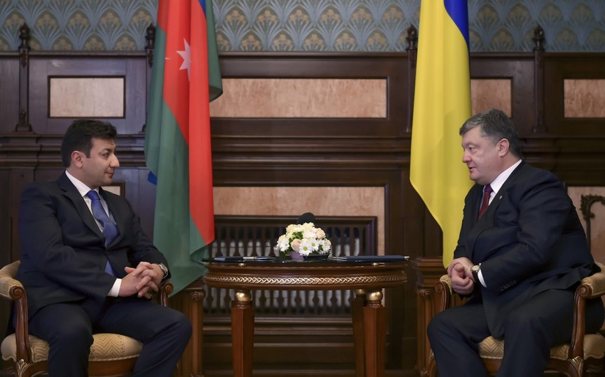 Порошенко: Украина поддерживает суверенитет и территориальную целостность Азербайджана