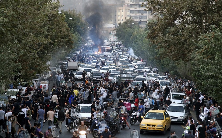 Protests continue in Iran