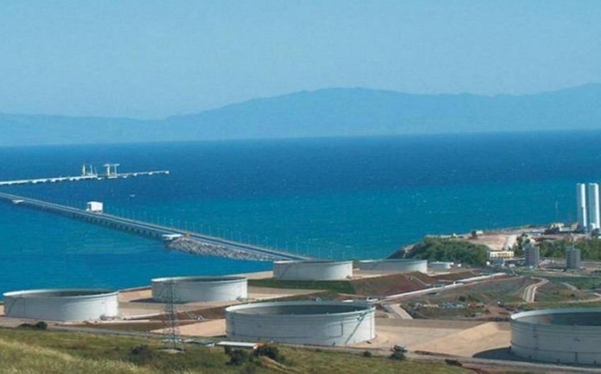 SOCAR Ceyhan limanından neft ixracını artırıb