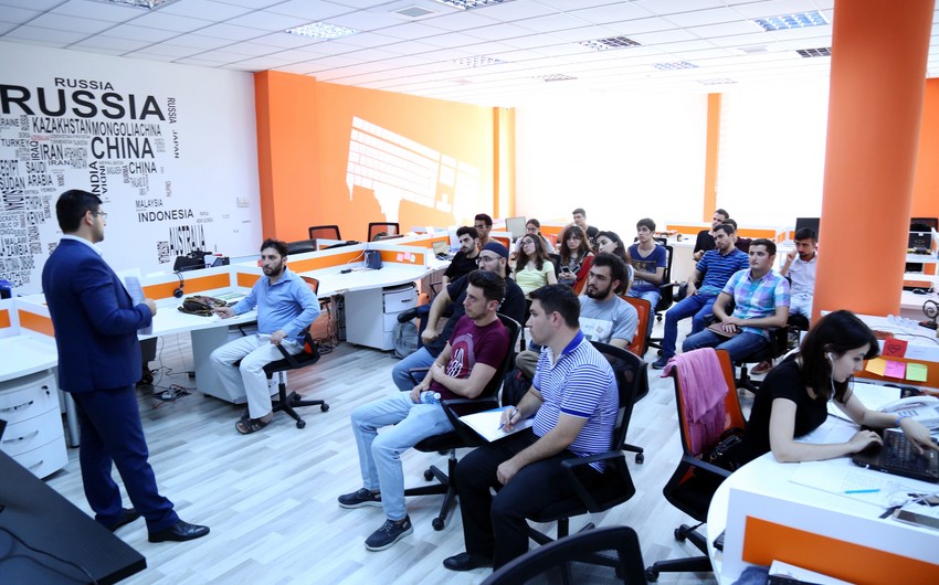 Baku Business Factorydə “Startap və vergi tənzimləməsi” mövzusunda 3-cü seminar təşkil edilib