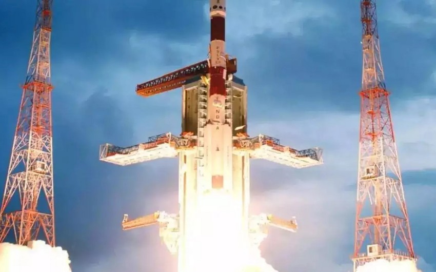 India developing mega rocket to take people to Moon