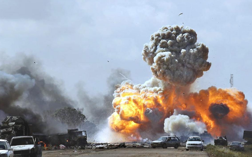 ​В Ливии неизвестные самолеты разбомбили город ИГИЛ