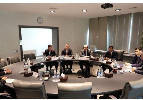 Азербайджан и Пакистан обсудили возможности сотрудничества в финансово-банковском секторе