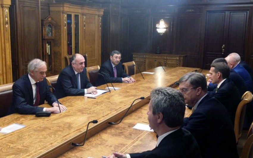 ​Эльмар Мамедъяров встретился с заместителем председателя правительства РФ