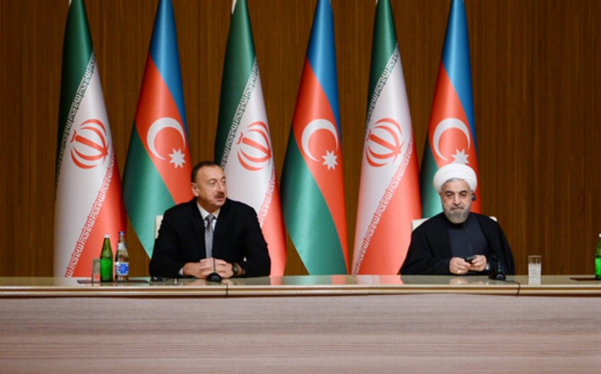 Hassan Rouhani organized official reception in honor of Azerbaijani President