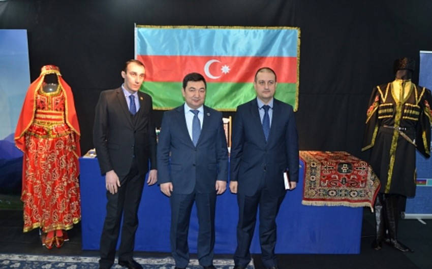 Azerbaijan presents museum exhibits to International Turkic Academy