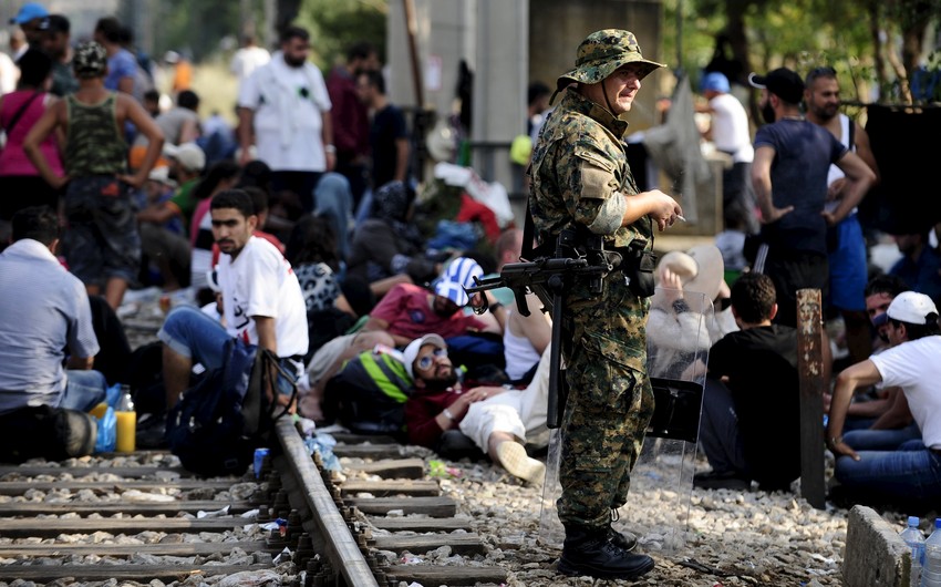 ​Македония закрывает границу с Грецией от беженцев