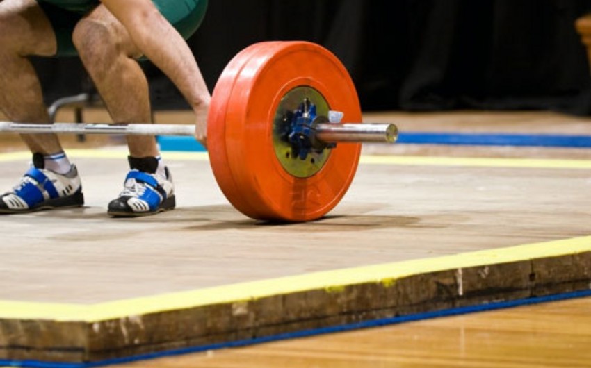Two athletes of Azerbaijani team compete in World Weightlifting Championships