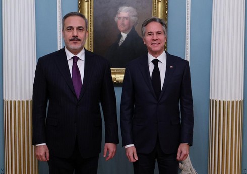 Главы МИД Турции и США обсудили помощь Газе