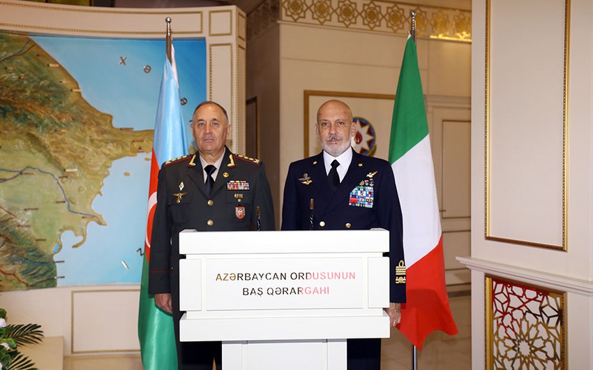 Azerbaijan, Italy discuss prospects for development of military cooperation