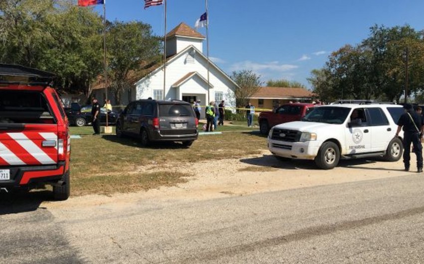 Texasın baptist kilsəsində naməlum şəxs atəş açıb, 26 nəfər ölüb, 24-ü yaralanıb - FOTO - VİDEO - YENİLƏNİB