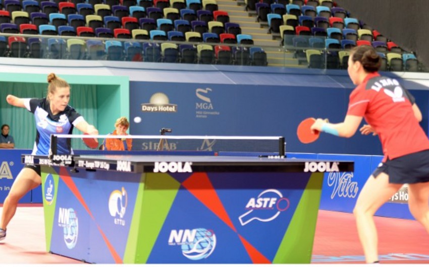 В Баку продолжаются соревнования Топ-16 по настольному теннису