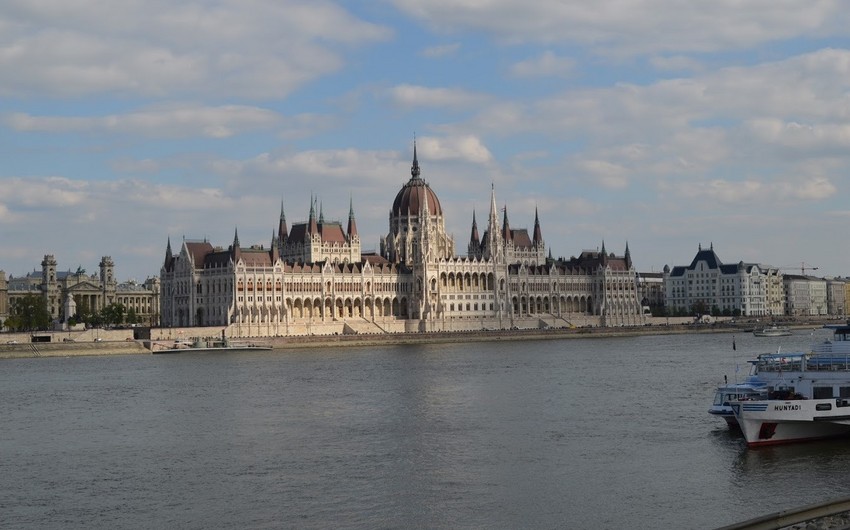 Macarıstan hökuməti anti-Rusiya sanksiyalarına görə 7 mlrd. dollar itirib