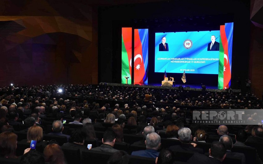 Candidacy of Ilham Aliyev in snap elections supported at Trade Unions Confederation congress