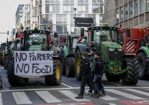 В Брюсселе начались столкновения фермеров с полицией