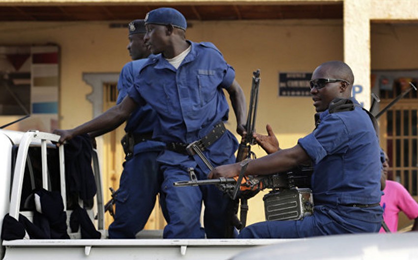 От взрыва гранаты в баре в Бурунди погибли три человека