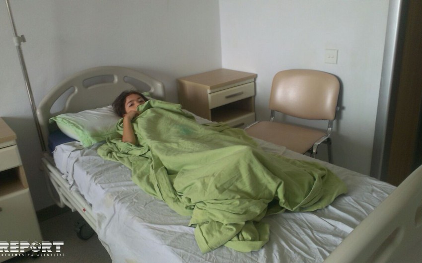 ​В Лянкяране 8-летнюю девочку сбила машина - ФОТО